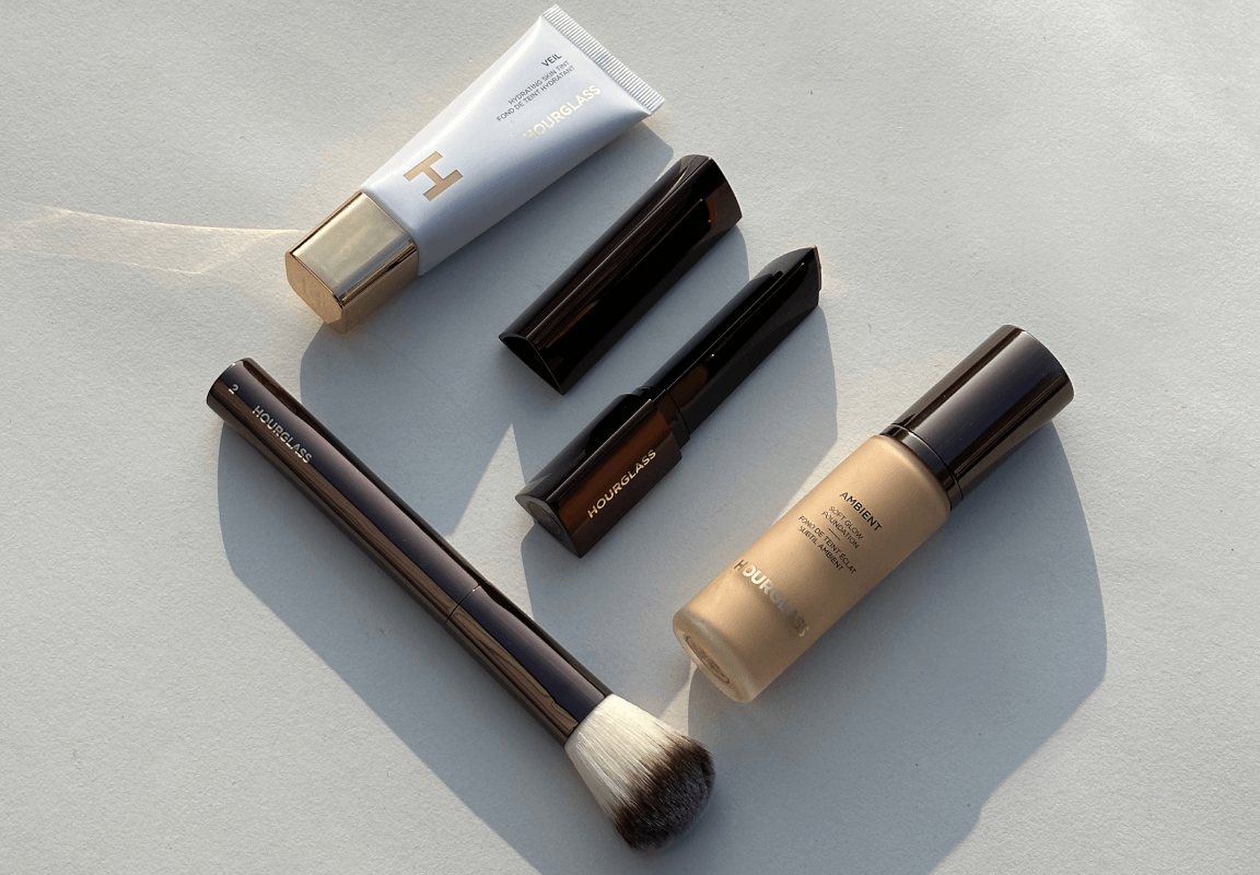 Finn riktig Hourglass foundation