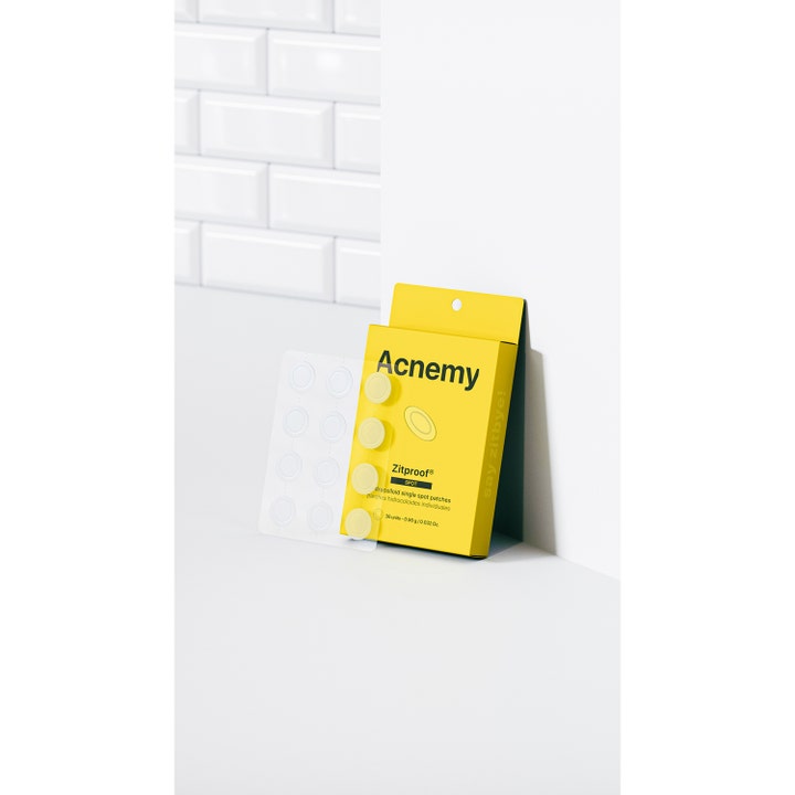 Niche Beauty Lab Acnemy Zitproof Spot 36 stk kviseplaster mot urenheter med runde plaster og gul eske