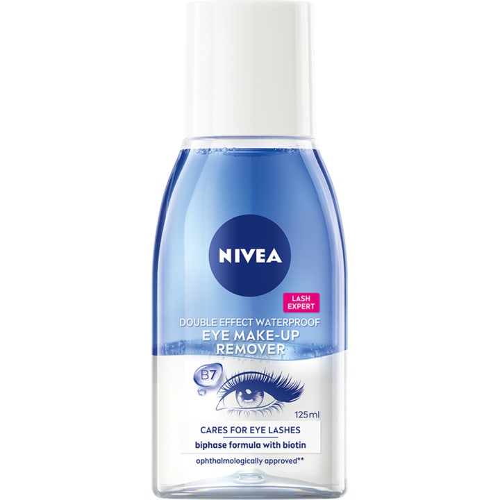 Nivea Double Effect Waterproof Eye Make-up Remover 125 ml pleiende sminkefjerner med blå tofaset væske i flaske.