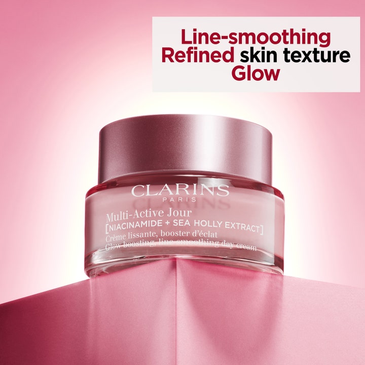 Clarins Multi-Active Jour 50 ml dagkrem med niacinamid gir glød og jevnere hudtekstur i rosa glasskrukke.