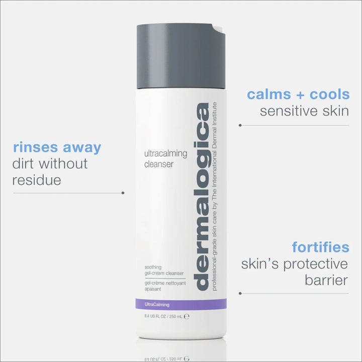 Dermalogica UltraCalming Cleanser Duo 250 ml beroligende ansiktsrens for sensitiv hud i hvit flaske med grått lokk.
