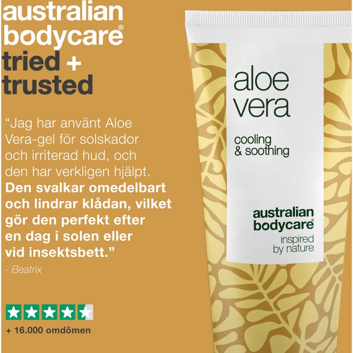 Australian Bodycare Aloe Vera Gel 100 ml lindrer irritert hud ved siden av en kundeanmeldelse i hvit tube