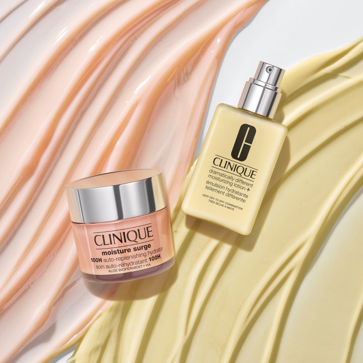 Clinique Dramatically Different Moisturizing Lotion 125 ml fuktighetskrem gul flaske og rosa krukke på kremete teksturer
