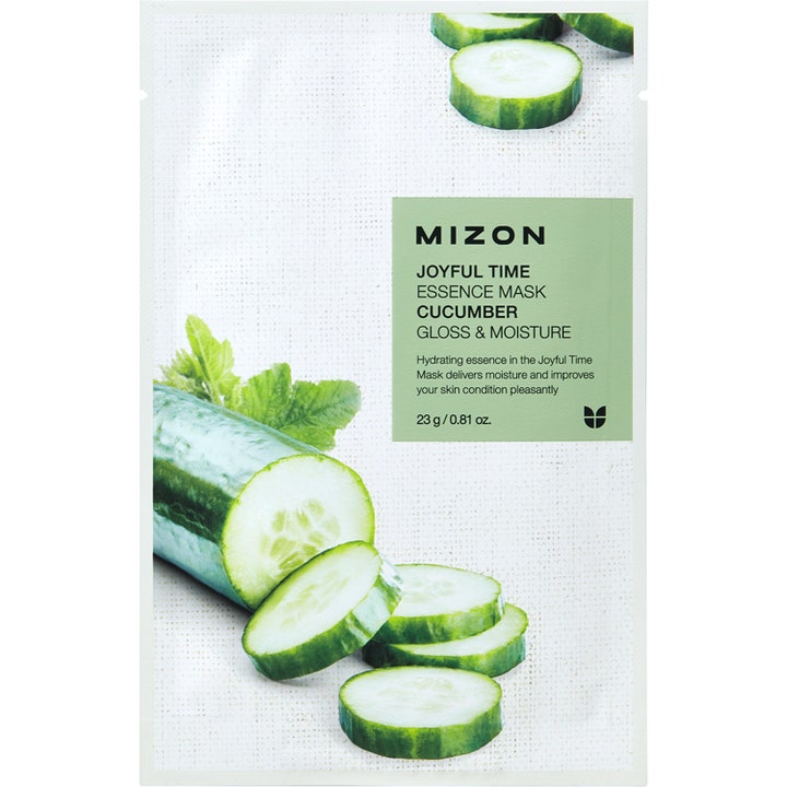 Mizon Joyful Time Essence Mask Cucumber 23 g fuktgivende ansiktsmaske i hvit pose med friske agurkskiver og blader