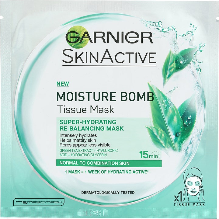Garnier SkinActive Moisture Bomb Tissue Mask 1 stk fuktighetsmaske med grønn te i en hvit pakning med vanndråper