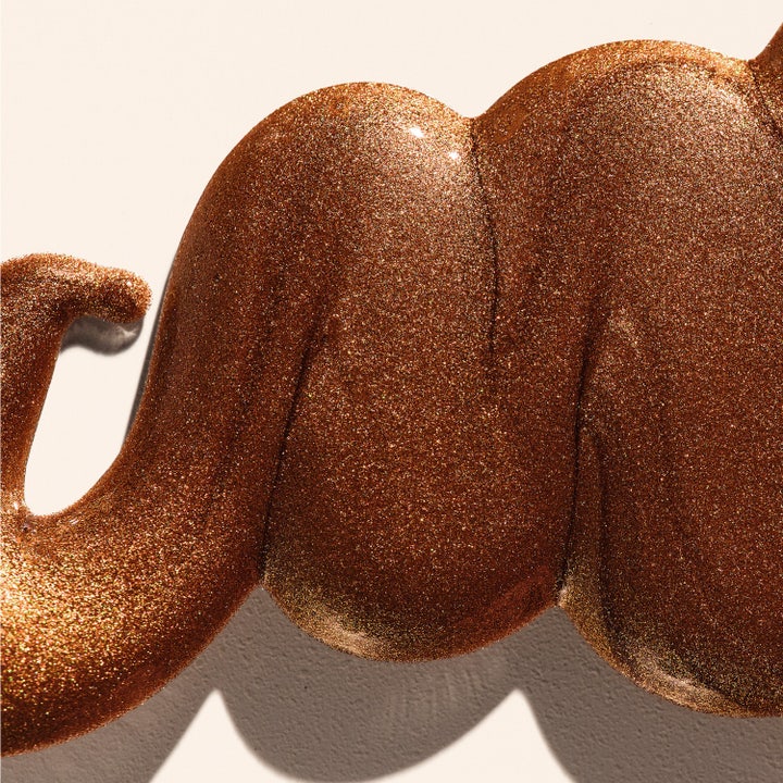 Sol de Janeiro Copacabana Bronze Glow Oil 75 ml kroppsolje med en skimrende og tykk bronsefarget tekstur som gir huden glød