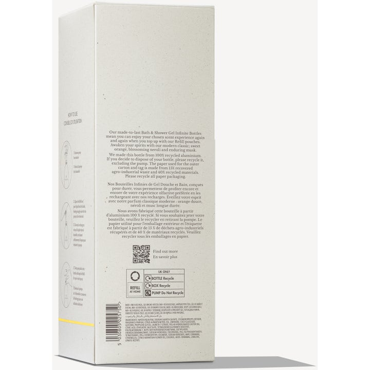 Molton Brown Orange & Bergamot Infinite Bath & Shower Gel 400 ml dusjsåpe i hvit pappeske med produktinformasjon.