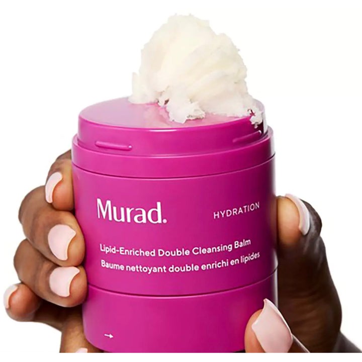 Murad Lipid-Enriched Double Cleansing Balm 50 ml fuktighetsgivende ansiktsrens i rosa krukke med rik hvit tekstur