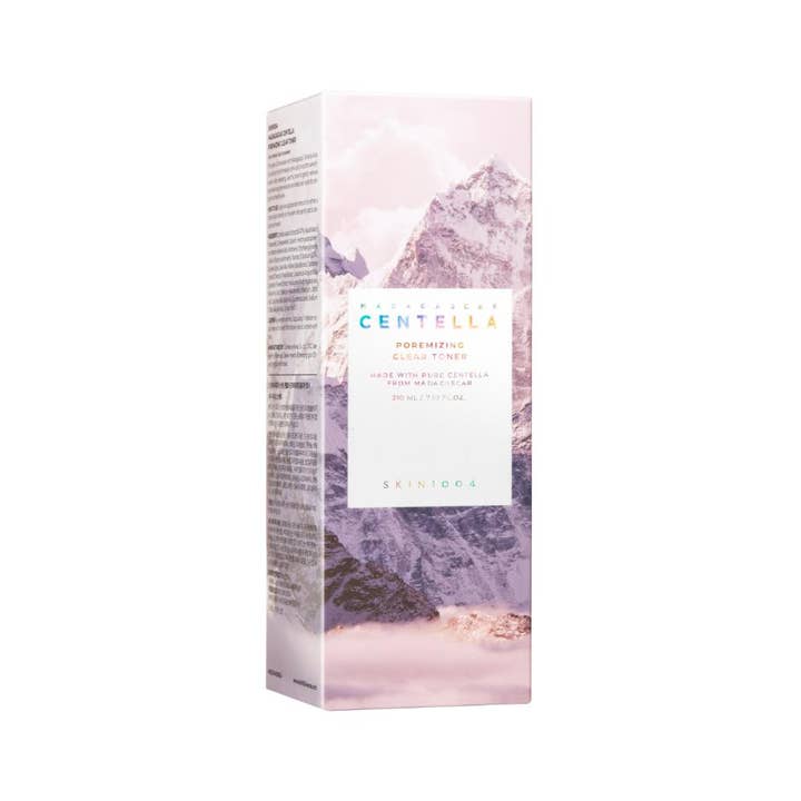 SKIN1004 Madagascar Centella Poremizing Clear Toner 210 ml i ytteremballasje med fjellmotiv