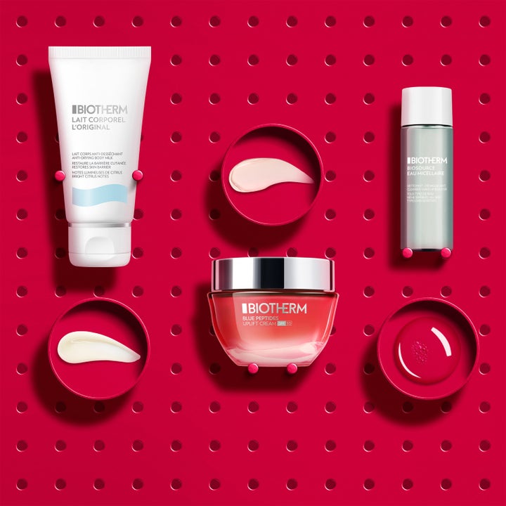 Biotherm Blue Peptides SPF30 Set 1 stk oppstrammende hudpleie med rød glasskrukke, hvit tube og kremete teksturer