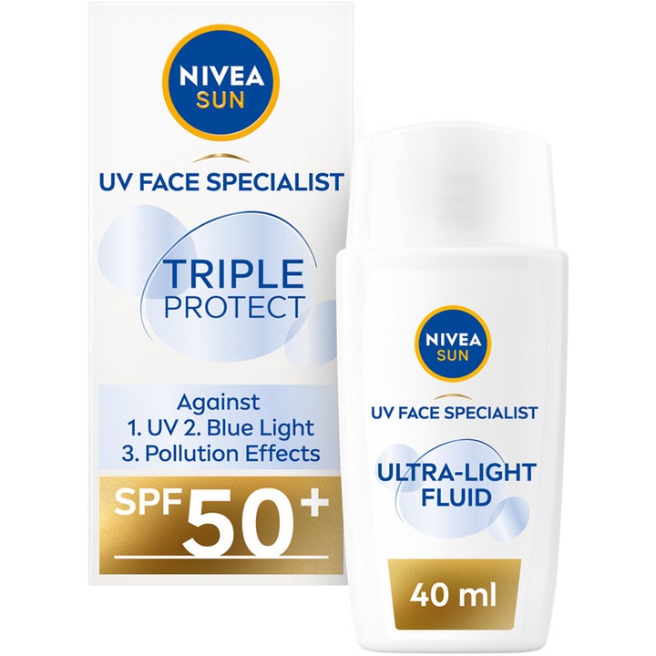 Nivea Sun UV Face Specialist Ultra-Light Fluid 40 ml SPF 50+ solkrem i hvit flaske og eske med gulldetaljer