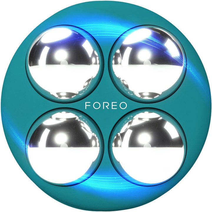 Foreo Bear 2 body 1 stk oppstrammende mikrostrømenhet for kropp med fire sølvkuler på en turkis sirkulær base