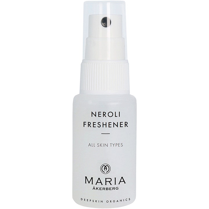 Maria Åkerberg Neroli Freshener fuktgivende ansiktsvann i hvit frostet sprayflaske med gjennomsiktig kork