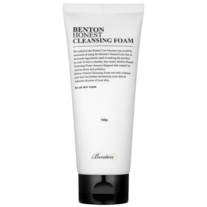 Benton Honest Cleansing Foam 150g fuktighetsgivende ansiktsrens i en hvit tube med sort lokk og minimalistisk design.