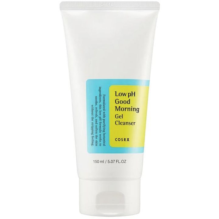 COSRX Low pH Good Morning Gel Cleanser 150 ml ansiktsrens som balanserer huden i hvit tube med blå og gul etikett