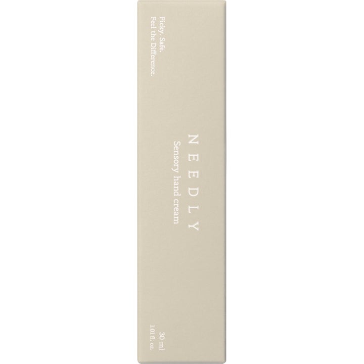 NEEDLY Sensory Hand Cream Dreamy Desert 30 ml fuktighetsgivende handkräm i en minimalistisk beige eske