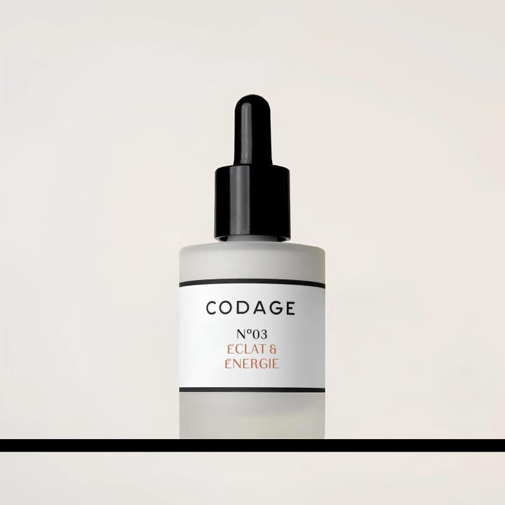 Codage Paris The Serum N°03 Radiance & Energy 30 ml ansiktsserum for glød i frostet glassflaske med svart pipette