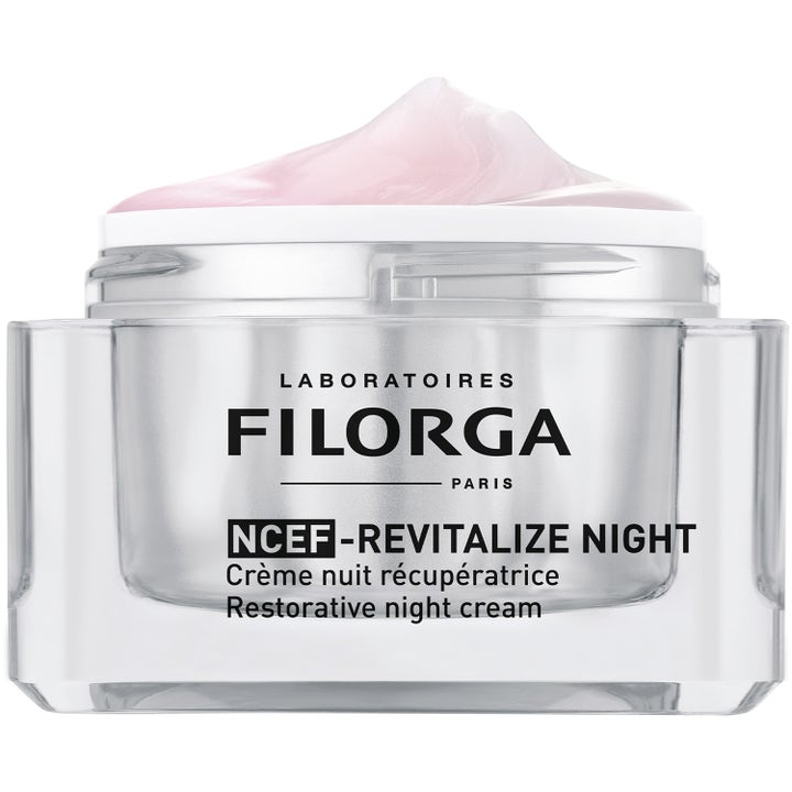 Filorga NCEF-Revitalize Night Cream 50 ml nattkrem med lyserosa tekstur i gjennomsiktig glasskrukke.