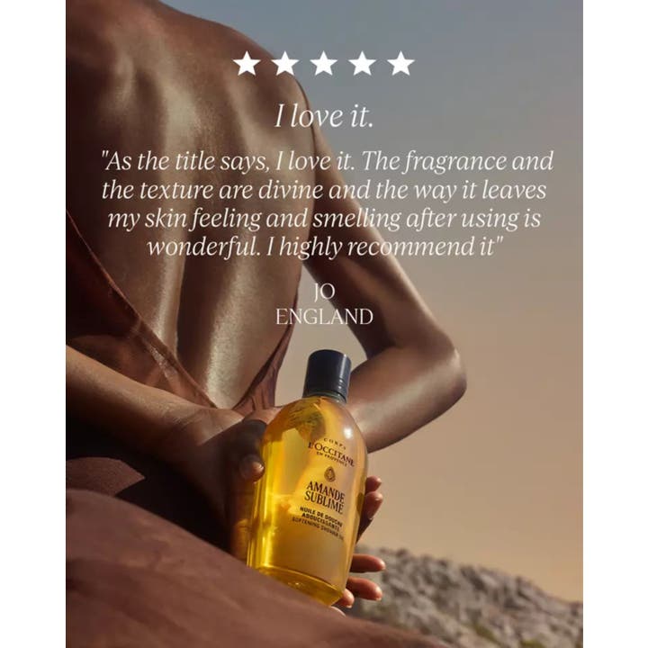 L'Occitane en Provence Almond Shower Oil 250 ml gir myk hud i en gyllen flaske vist med en kundeanmeldelse.