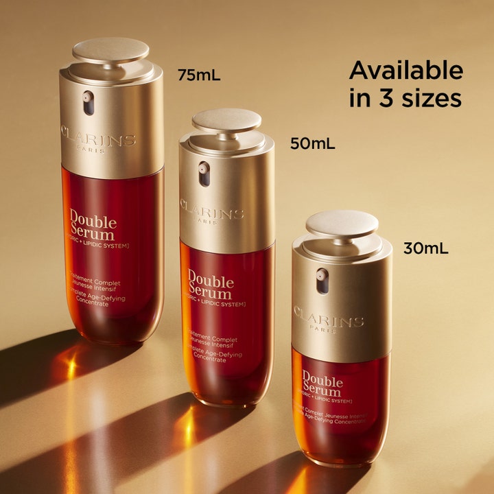 Clarins Double Serum 30 ml antialdring-serum i ravfarget glass med gullpumpe tilgjengelig i tre størrelser.