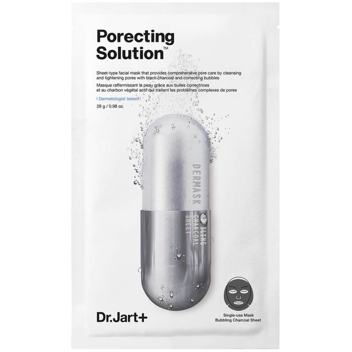 Dr. Jart+ Porecting Solution 28g rensende sheetmaske med kull i hvit forpakning med motiv av en sølvfarget kapsel