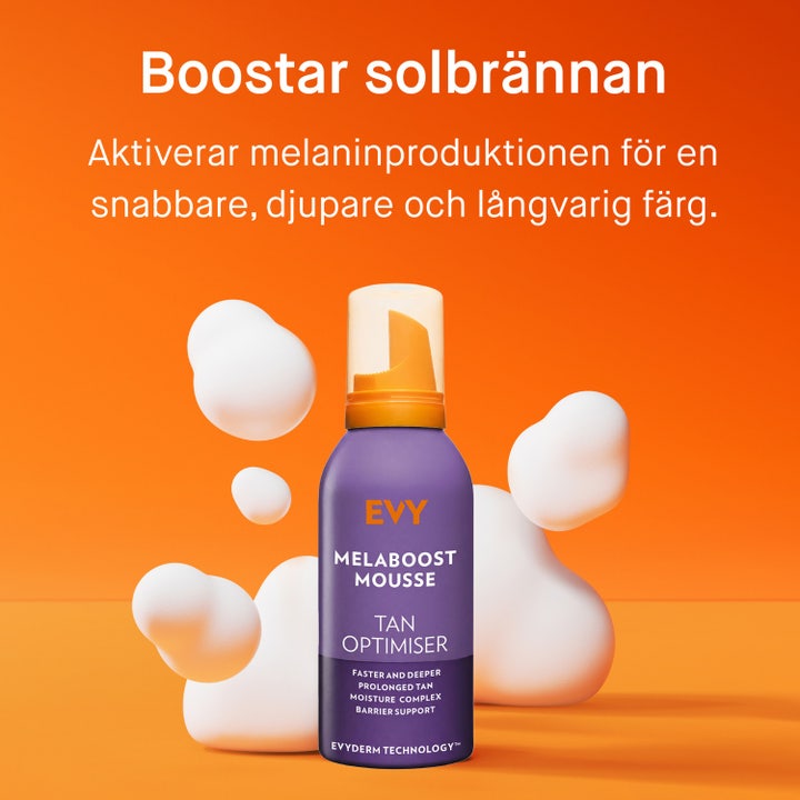 EVY Technology Daily Tan Activator 150 ml solkrem stimulerer melaninproduksjon i beige flaske med hvite skumskyer