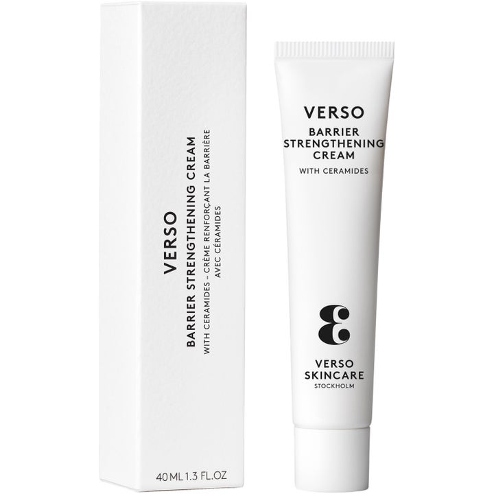 Verso N°3 Barrier Strengthening Cream 40 ml fuktighetskrem i hvit tube med tilhørende eske som styrker huden.