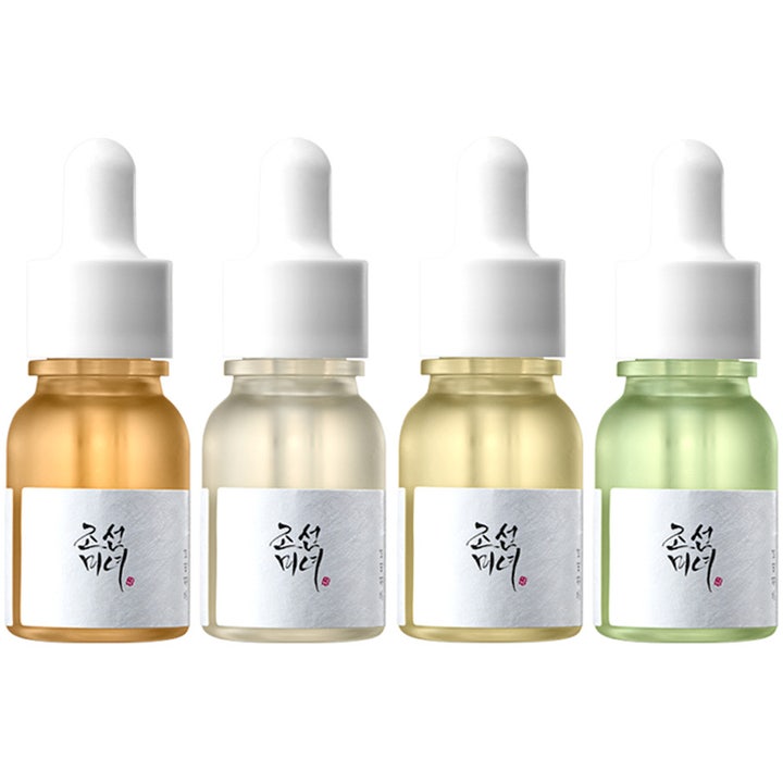 Beauty of Joseon Hanbang Serum Discovery Kit 4x10 ml pleiende serum i frostede glassflasker med fargerikt innhold.