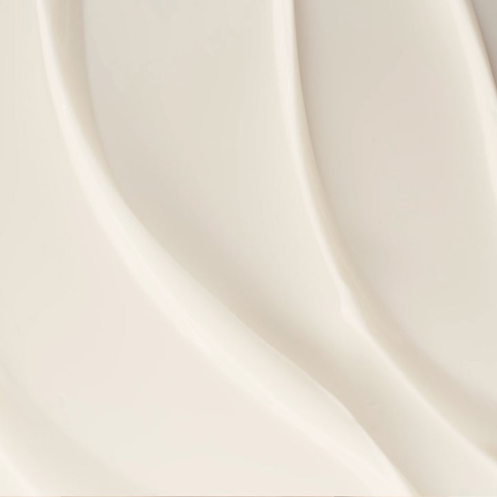 Nuxe Men Moist Gel 50 ml fuktighetsgivende ansiktskrem med en silkemyk hvit og kremet tekstur som gir fuktighet