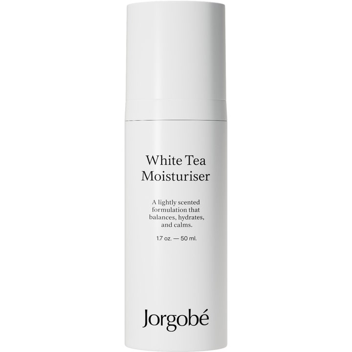 Jorgobé White Tea Moisturiser 50 ml beroligende ansiktskrem i hvit pumpeflaske som fukter og balanserer huden