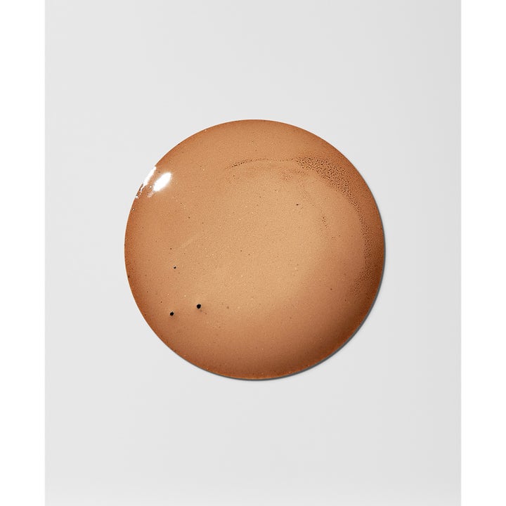 Heliocare Gel Oil-Free SPF 50+ Pearl 50 ml solkrem med en perleskimrende bronsefarget geltekstur som gir glød