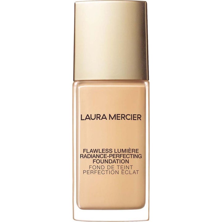 Flawless Lumière Radiance Perfecting Foundation
