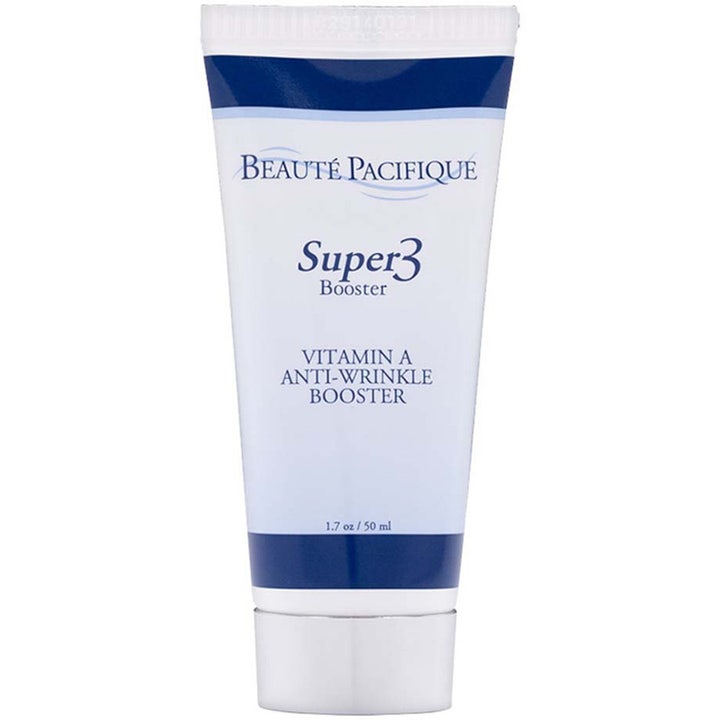 Beauté Pacifique Super3 Booster 50 ml Vitamin A booster mot rynker i en hvit og blå tube med sølvfarget lokk