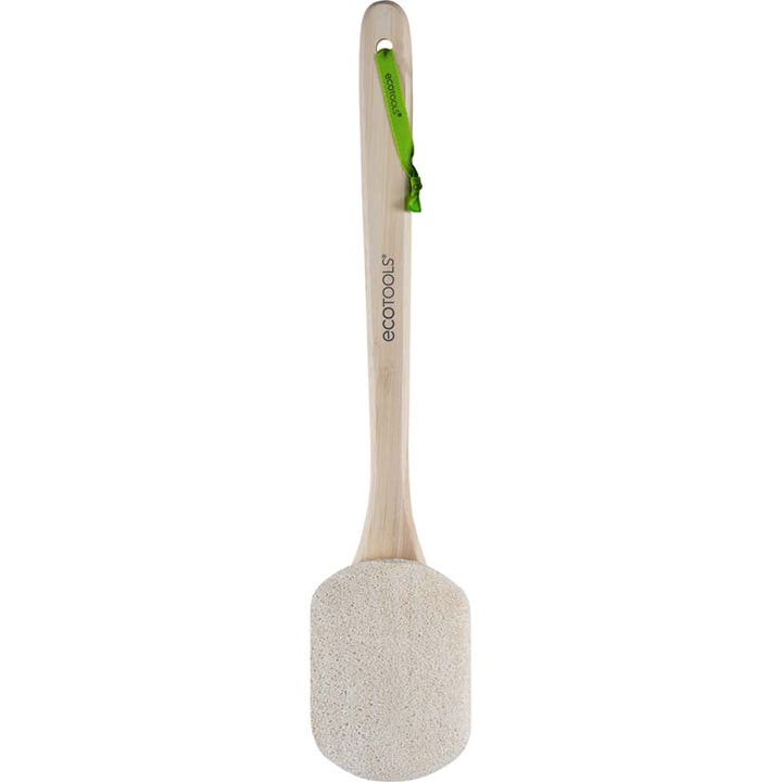 EcoTools Loofah Bath Brush 1 stk eksfolierende kroppsbørste med langt treskaft og rektangulær natursvamp.