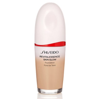 Shiseido Revitalessence Glow Foundation