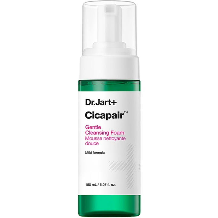 Dr.Jart+ Cicapair Gentle Cleansing Foam 150 ml skånsom rens i grønn pumpeflaske med hvit etikett og klar kork
