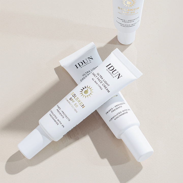 IDUN Minerals Ultra Light Daily Face Cream Solsken 30 ml solkrem ansikt i hvite tuber med SPF 50 og niacinamid