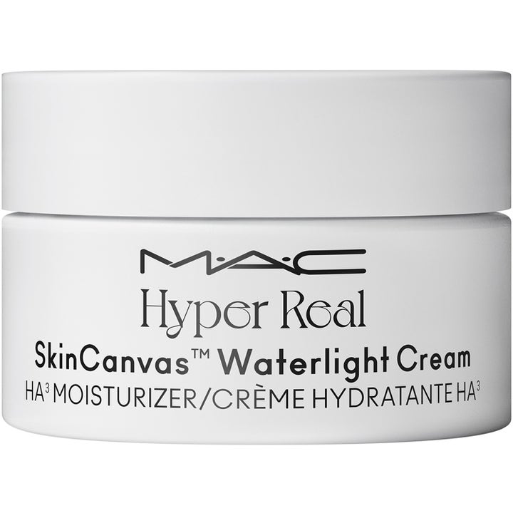 MAC Hyper Real SkinCanvas Waterlight Cream 15 ml fuktighetskrem som gir fukt i en hvit krukke med minimalistisk svart tekst.