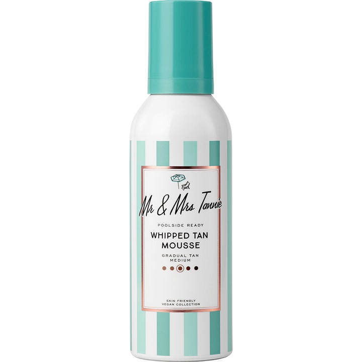 Mr & Mrs Tannie Whipped Tan Mousse 200 ml selvbruning som gir gradual tan i hvit flaske med turkise striper og lokk.