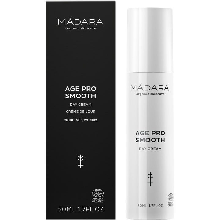 MÁDARA AGE PRO Smooth Day Cream 50 ml utglattende dagkrem for moden hud i hvit pumpeflaske og tilhørende sort eske.
