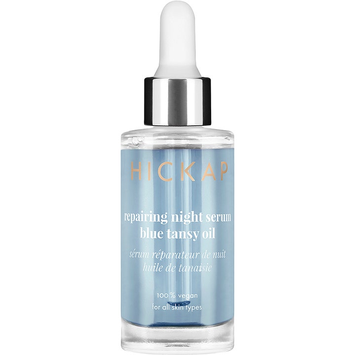 Hickap Repairing Night Serum Blue Tansy Oil 30 ml reparerende nattserum med blå olje i glassflaske med sølvpipette