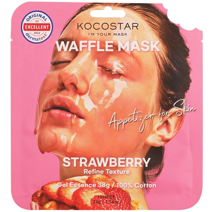 Kocostar Waffle Mask Strawberry 40 g forfinende ansiktsmaske i rosa pakning med kvinne og jordbærvaffel.