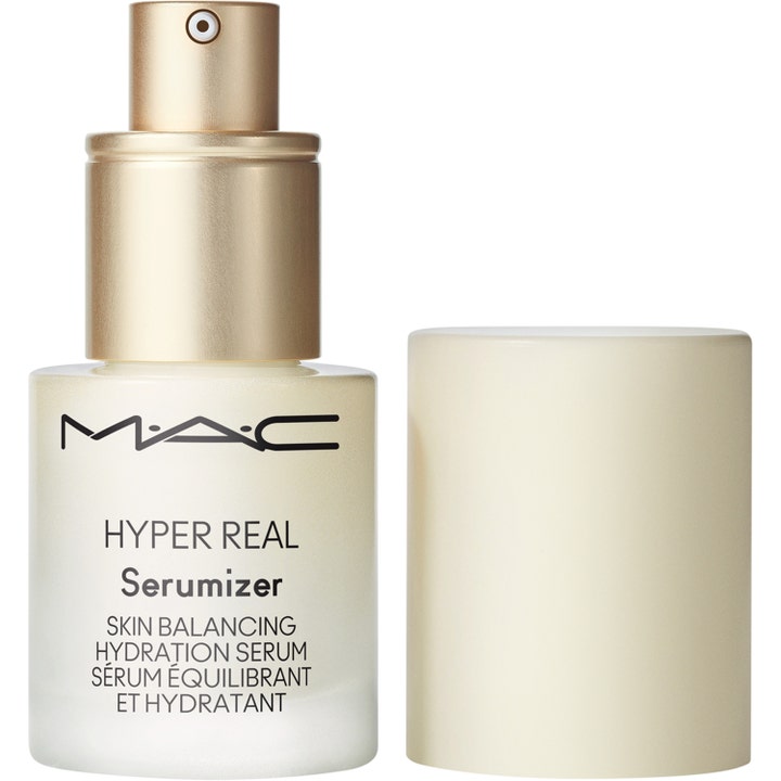 MAC Cosmetics Hyper Real Serumizer 15 ml fuktighetsgivende serum i perlemorsfarget flaske med gullpumpe og løs hette