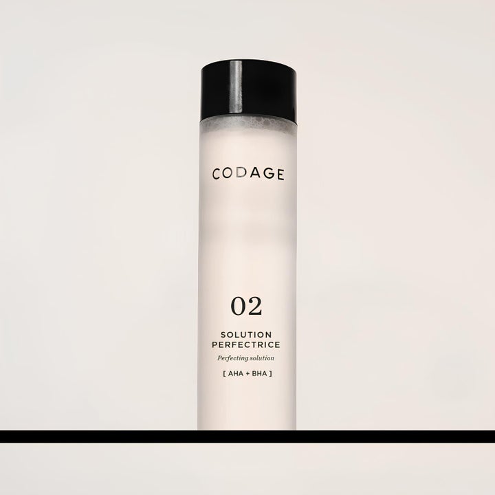 Codage Paris The Perfecting Solution N°02 150 ml eksfolierende toner i frostet flaske med AHA og BHA.