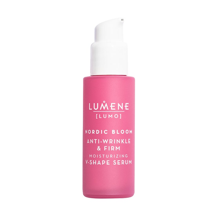 Lumene Nordic Bloom Lumo Anti-Wrinkle & Firm V-Shape Serum som gir fastere hud i rosa matt flaske med hvit pumpe.