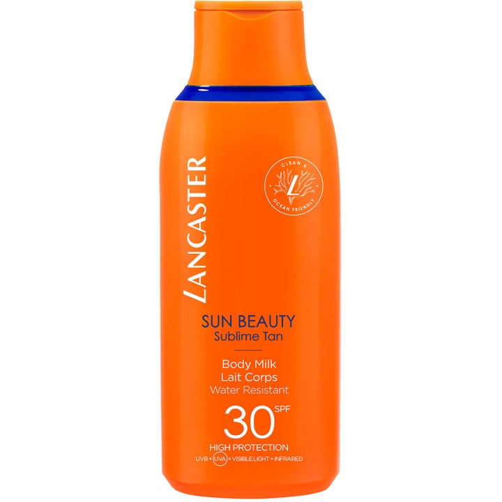 Lancaster Sun Beauty Sublime Tan Body Milk SPF 30 vannresistent solkrem i oransje plastflaske med blå detaljer