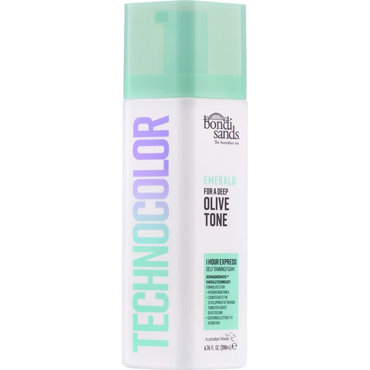 Bondi Sands Technocolor Emerald Self Tanning Foam 200ml gir dyp oliventone i hvit pumpeflaske med mintgrønn kork