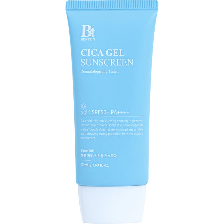 Benton Cica Gel Sunscreen 50ml beroligende solkrem med SPF50 i lyseblå tube med hvit skrukork