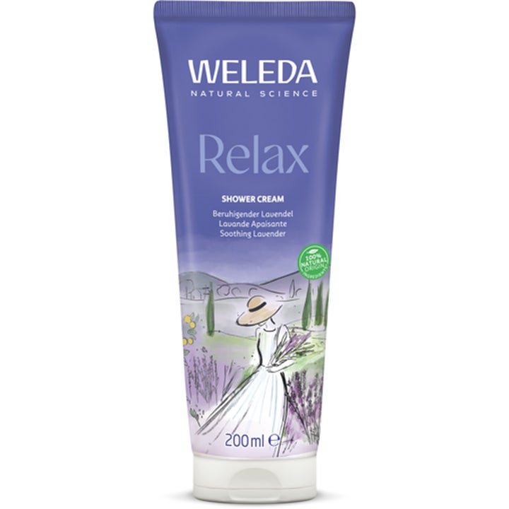 Weleda Relax Shower Cream 200 ml beroligende dusjkrem i lilla tube med illustrasjon av kvinne i en lavendelåker.