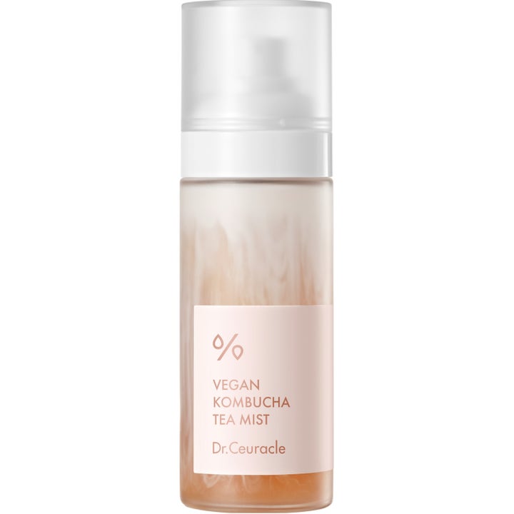 Dr. Ceuracle Vegan Kombucha Tea Mist 80 ml vegansk ansiktsmist gir fuktighet i en tofaset sprayflaske